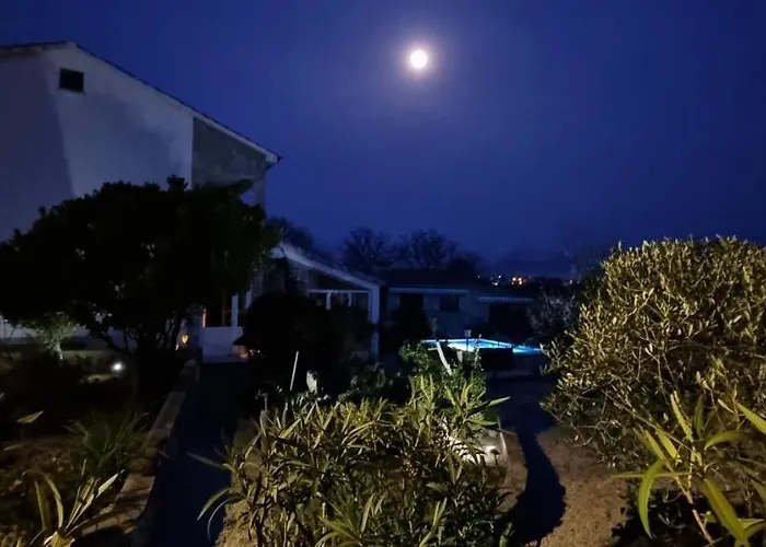 Rossi Apartament Brzac