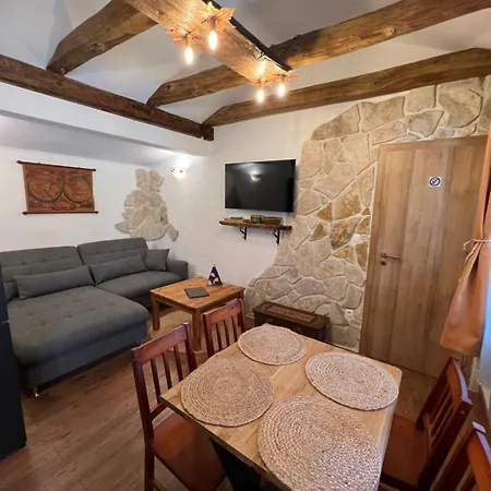 Rossi Apartment