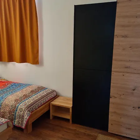 Rossi Apartment Brzac