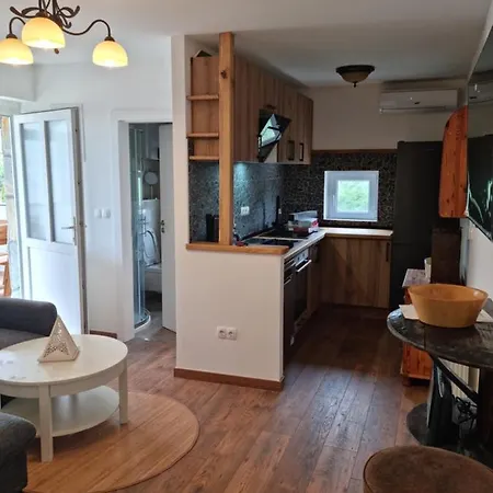 Rossi Apartment